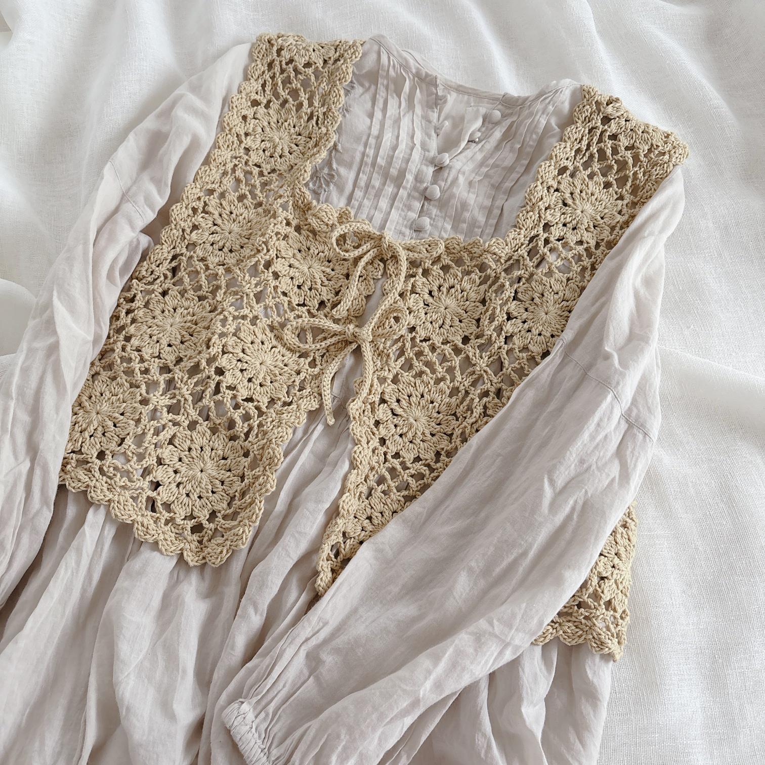 花のモチーフ編みビスチェ　２つリボン　cotton ソフトイエロー