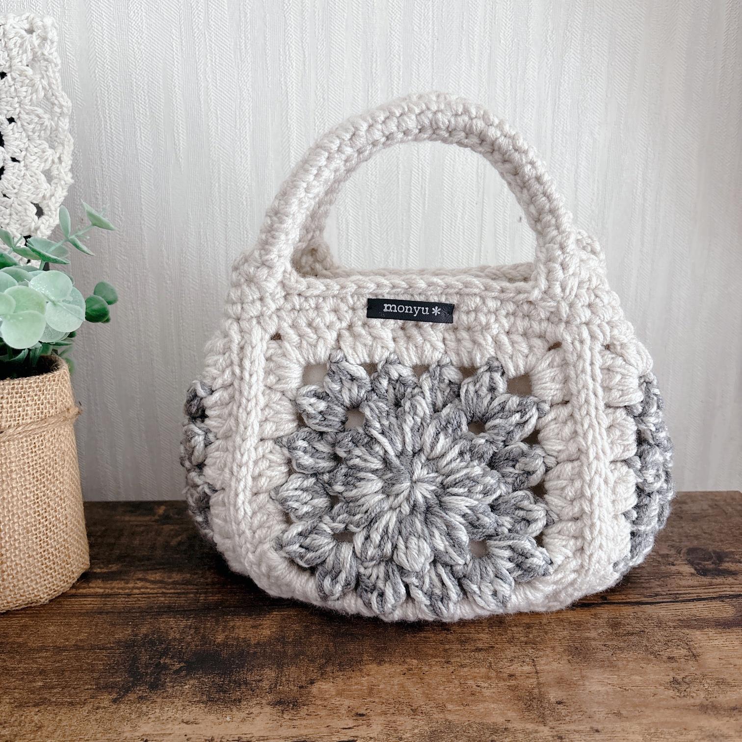 お花モチーフ2wayころりんバッグ　ライトベージュ×グレー